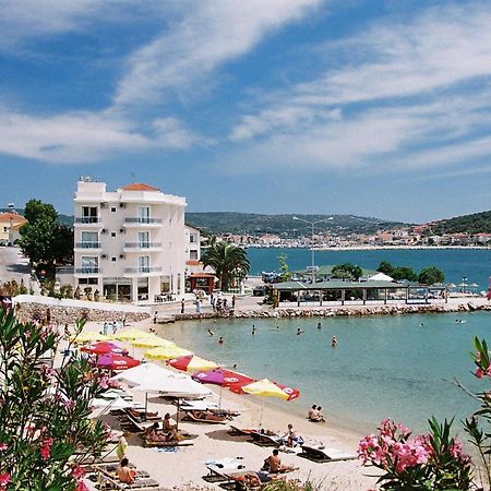 Pasifik Hotel Çeşme Exterior foto