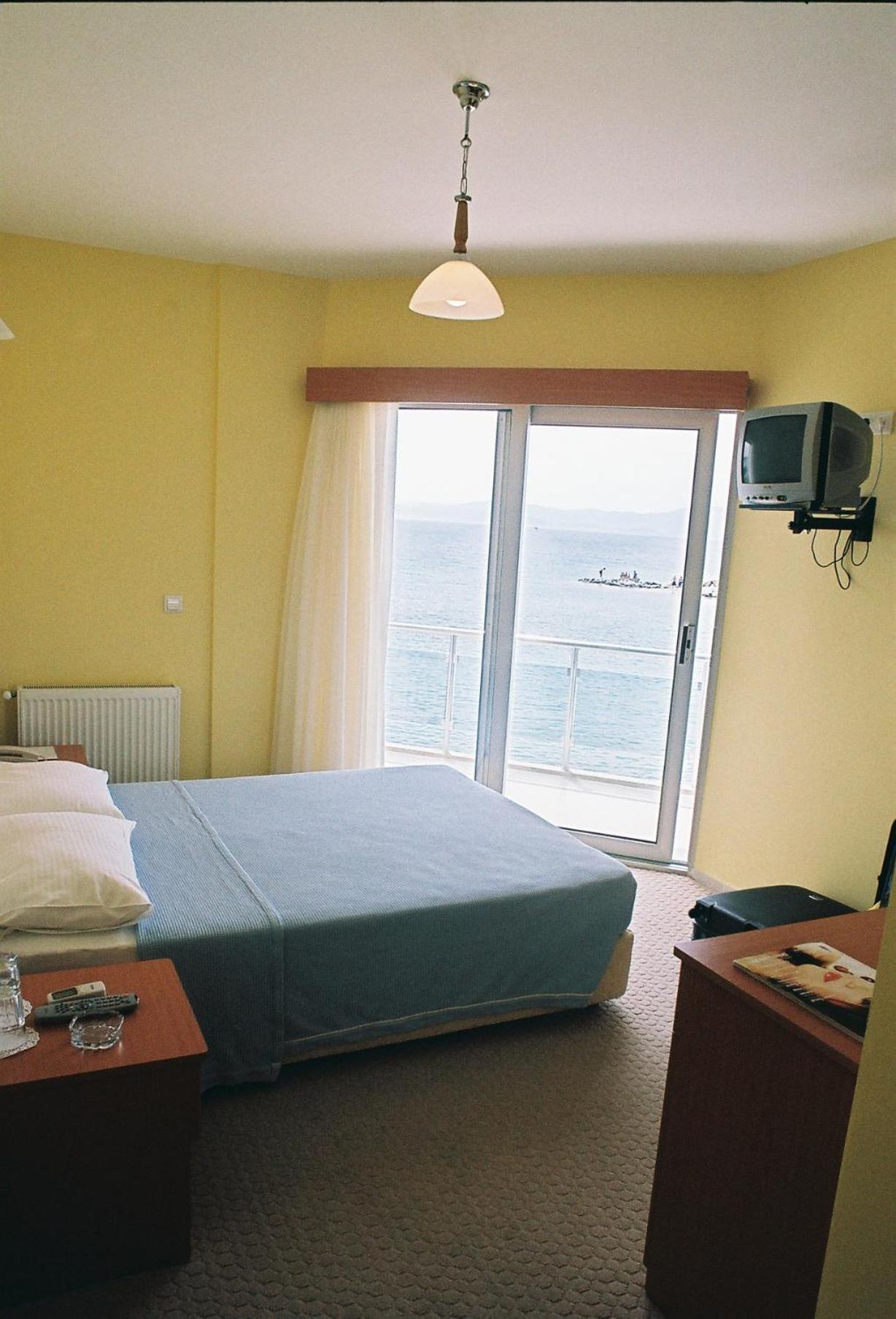 Pasifik Hotel Çeşme Exterior foto